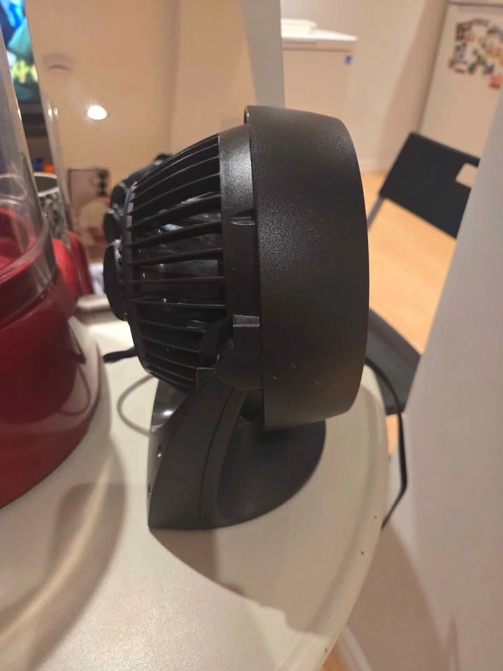 Vornado Air Circulator Fan - photo 4