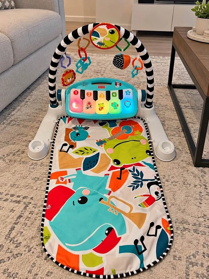Fisher-Price Kick & Play Piano Activity Gym – Excellent Conditio