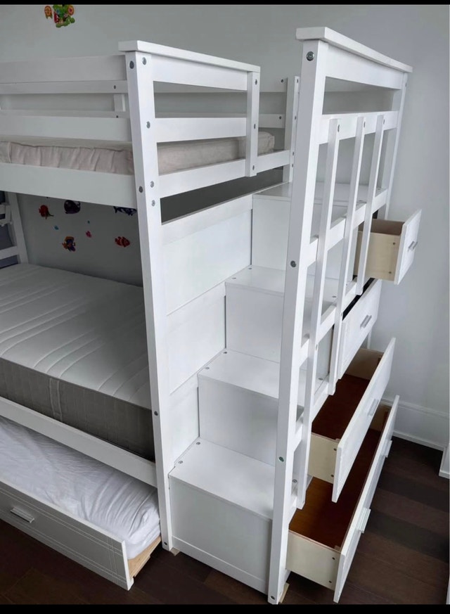 Twin over twin bunk bed with an extra bed - photo 2