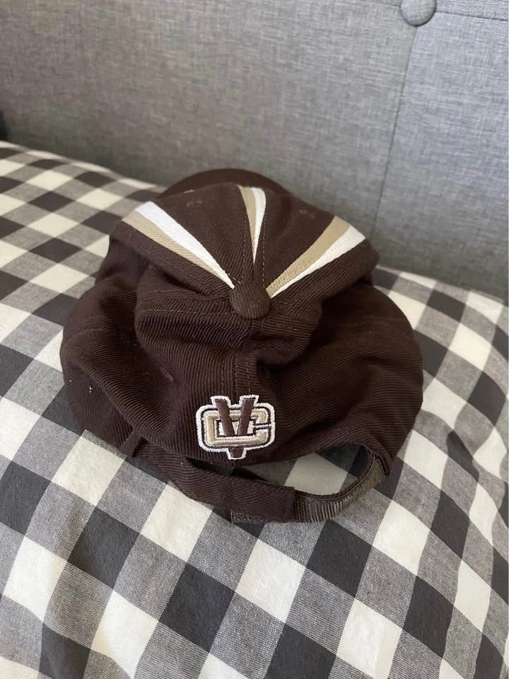 Canucks Hat - photo 3