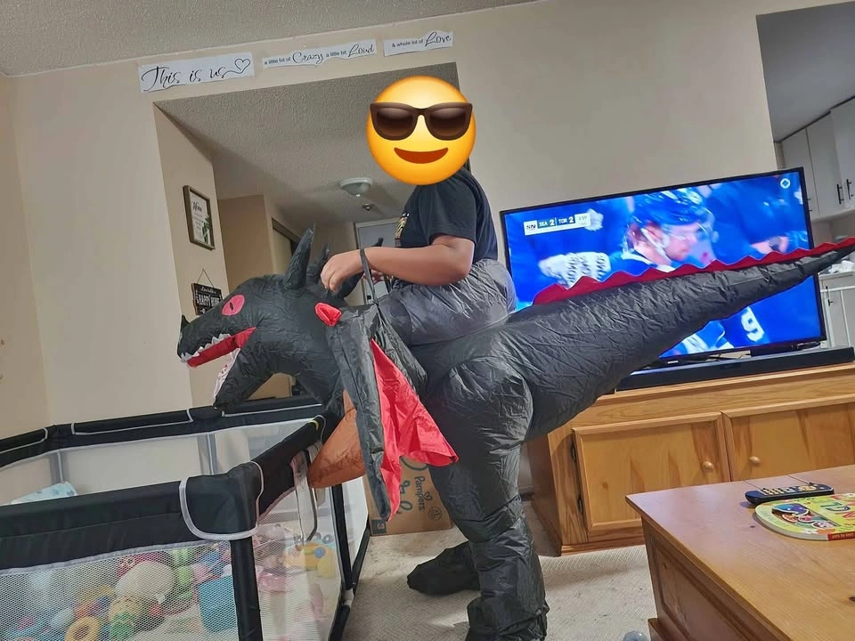 Halloween Adult Ride-along dragon inflatable costume - photo 2