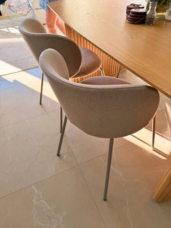 Chair dining ($80 each)