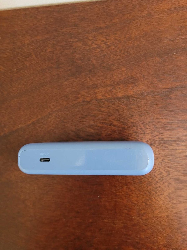 Blue - Belkin BoostCharge Power Bank 10K with Integrated Cable - photo 5