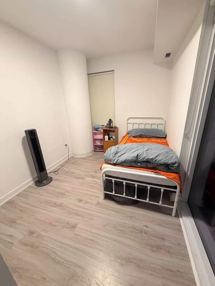 Private room for rent - photo 5