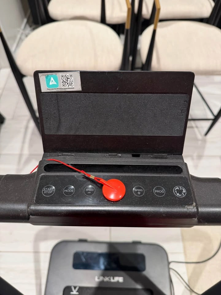 Linklife 2-in-1 folding under desk treadmill - photo 2