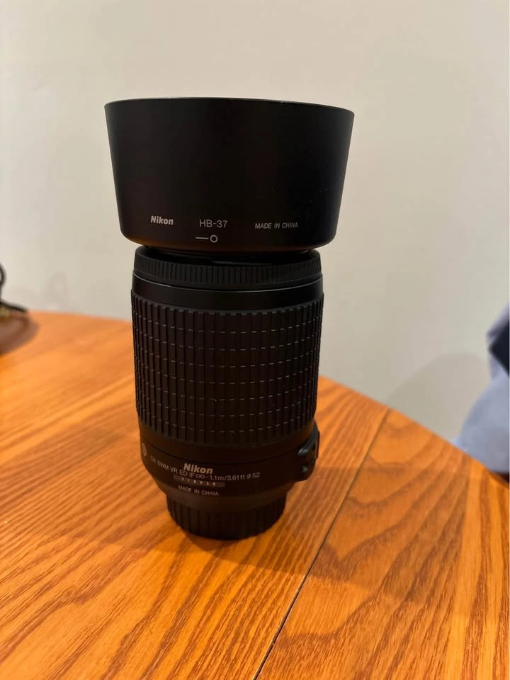 Nikon AF-S NIKKOR 55-200mm f/4-5.6G ED VR DX Lens - photo 5