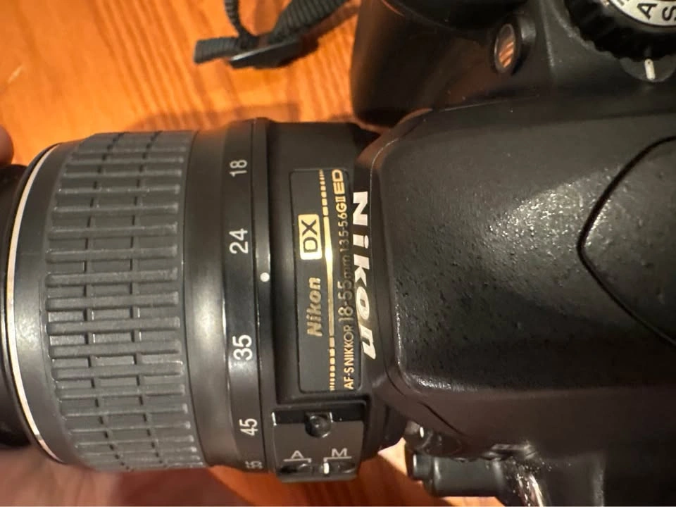 Nikon D40x DSLR Camera with 18-55mm Lens - photo 5