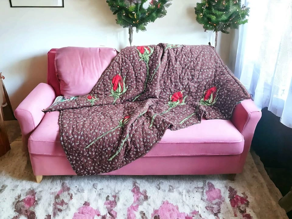 Handmade TWIN QUILT, cotton, natural bamboo filling