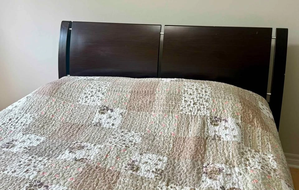 Dark Brown Bedroom Furniture Set - 2 Nightstands and Headboard - photo 4