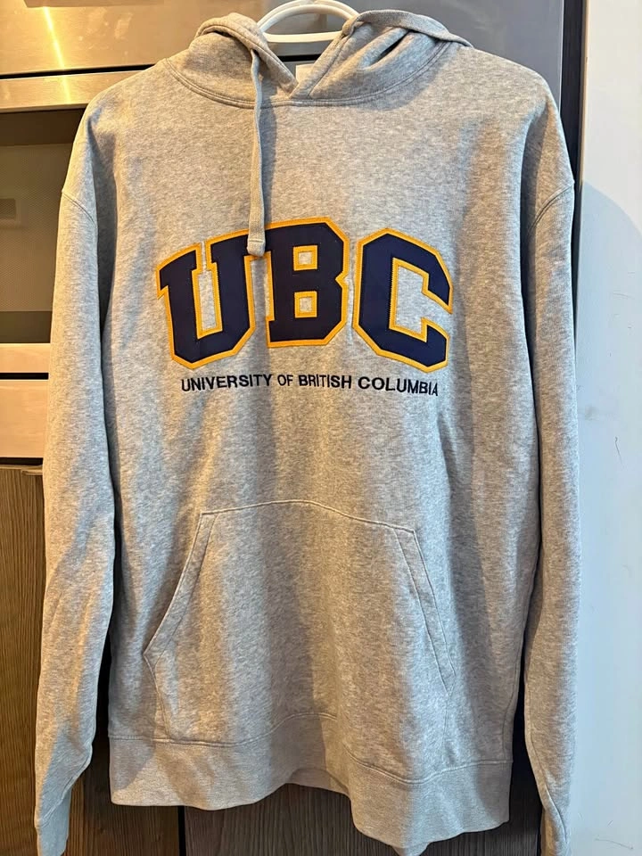 UBC Hoodie – University of British Columbia (Grey, Mens Large)