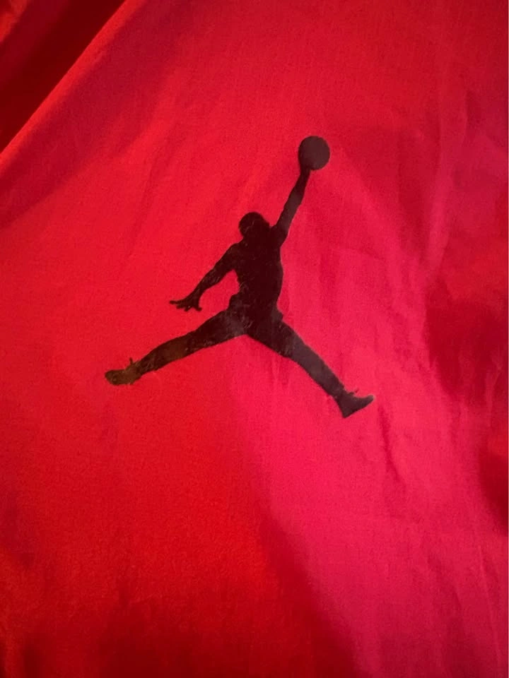 Nike Air Jordan Youth Fleece-Lined Windbreaker Jacket (Red) - photo 5