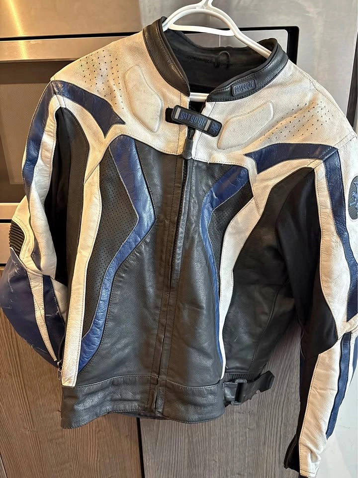 Gargoyle Leather Motorcycle Jacket – Mens SM / 40