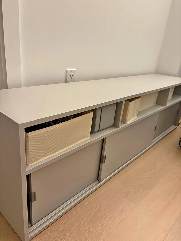 IKEA SPIKSMED TV Unit / Media Console – Light Gray – 61”