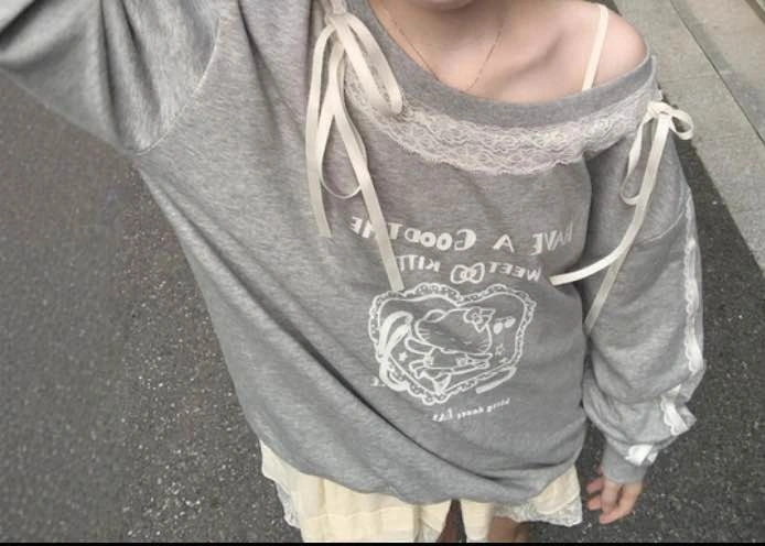off the shoulder grey lace sweater - photo 2