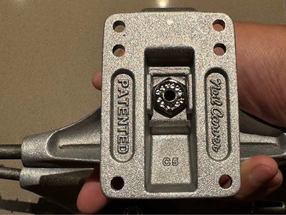 Carver C5 Skateboard Trucks Set - photo 4