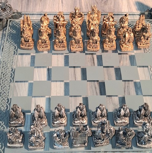 Mystical Creations Dragon Chess Set War of the Dragon Realms