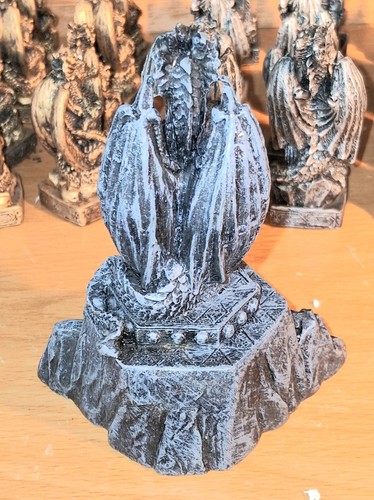 Mystical Creations Dragon Chess Set War of the Dragon Realms - photo 4