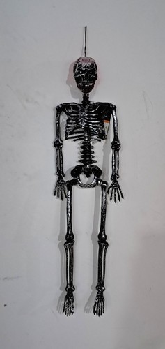 3ft Tall Light and Creepy Sounds Posable Halloween Skeleton - photo 3