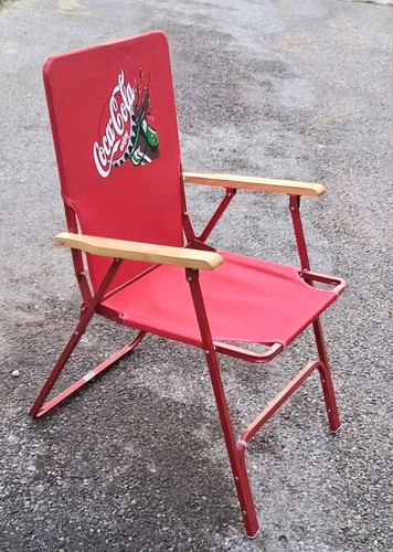Coca Cola Folding Metal Chair with Wood Arms 1998 Ad - photo 2