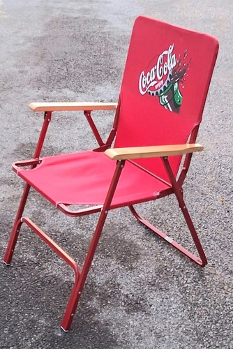 Coca Cola Folding Metal Chair with Wood Arms 1998 Ad - photo 3