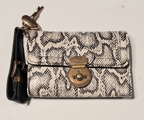 Steve Madden Women Faux Snakeskin Wallet - photo 2
