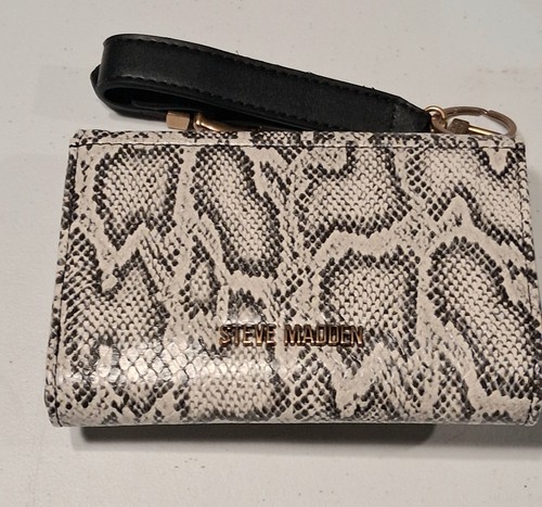 Steve Madden Women Faux Snakeskin Wallet - photo 4