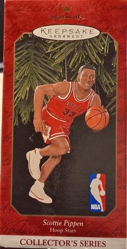 Hallmark Keepsake Ornament Scottie Pippen #33 Chicago Bulls 1999