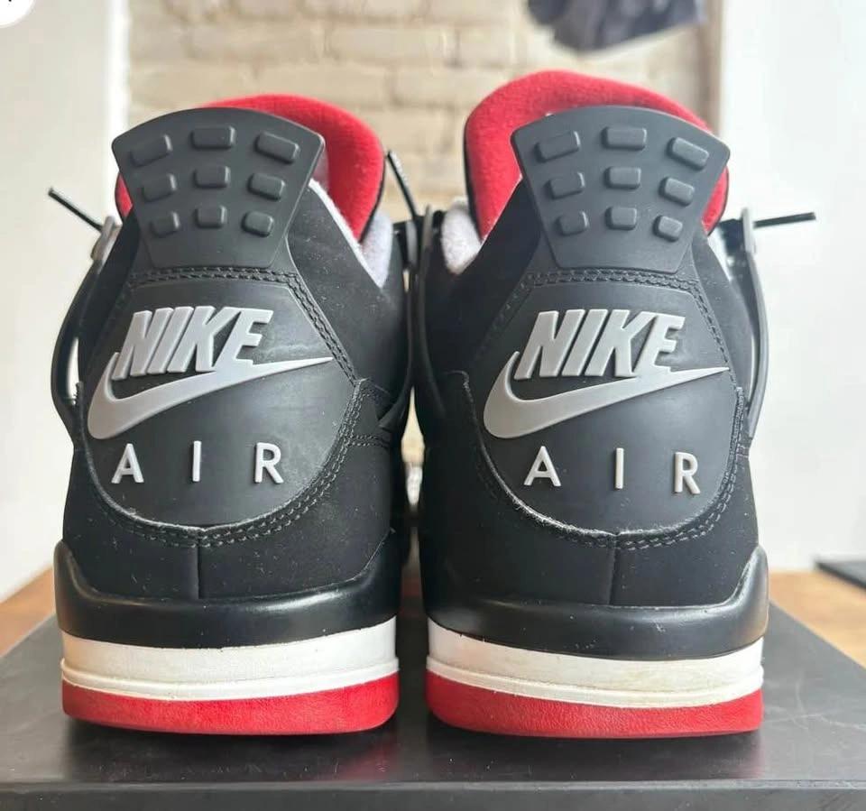 Jordan 4 Retro Bred - photo 2