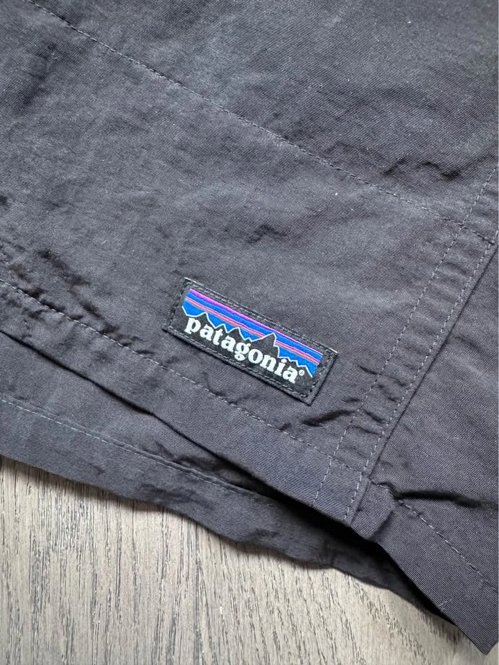 Patagonia 7” Baggies Black Shorts - photo 2