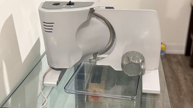 Bravetti Electric Food Slicer — Adjustable Thickness