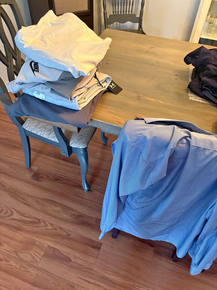 Men’s/teen medium clothing lot