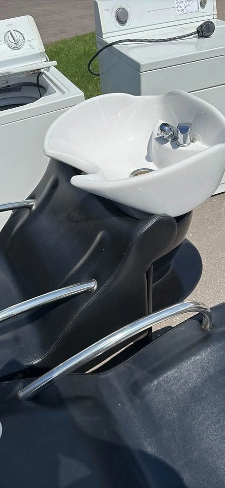 Hair washing station - photo 3