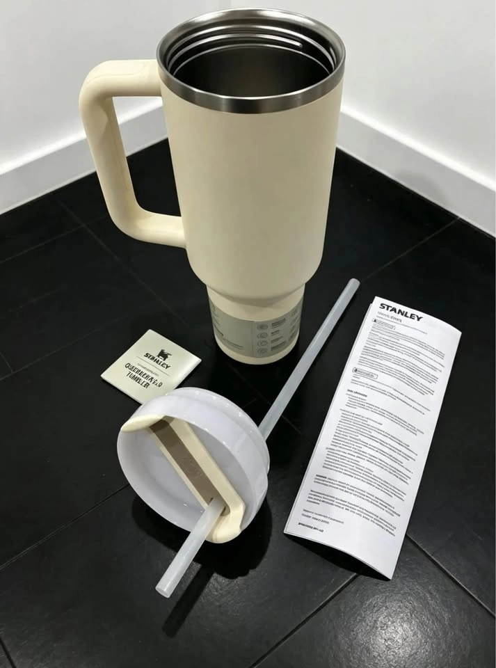 Stanley Quencher H2.0 Tumbler with Handle & Straw 40 oz Cream - photo 4