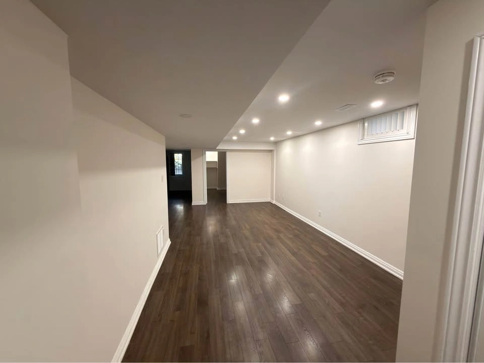 1 Bed 1 Bath - Apartment - photo 5