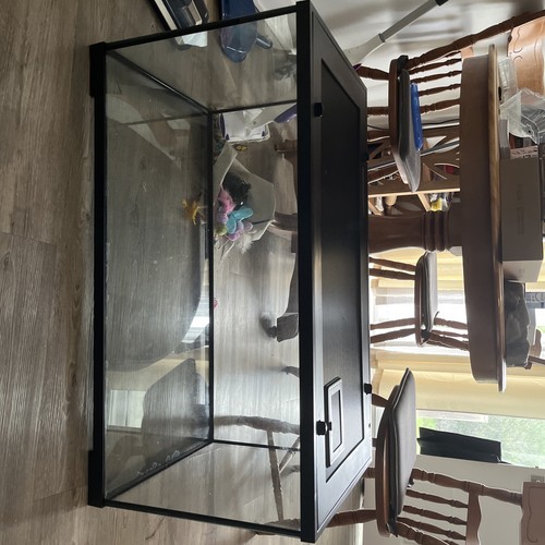 Reptile Enclosure: 40 Gallon