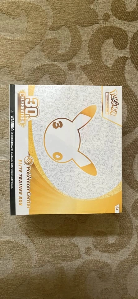 Pokémon Center 30th Celebration Elite Trainer Box - photo 2