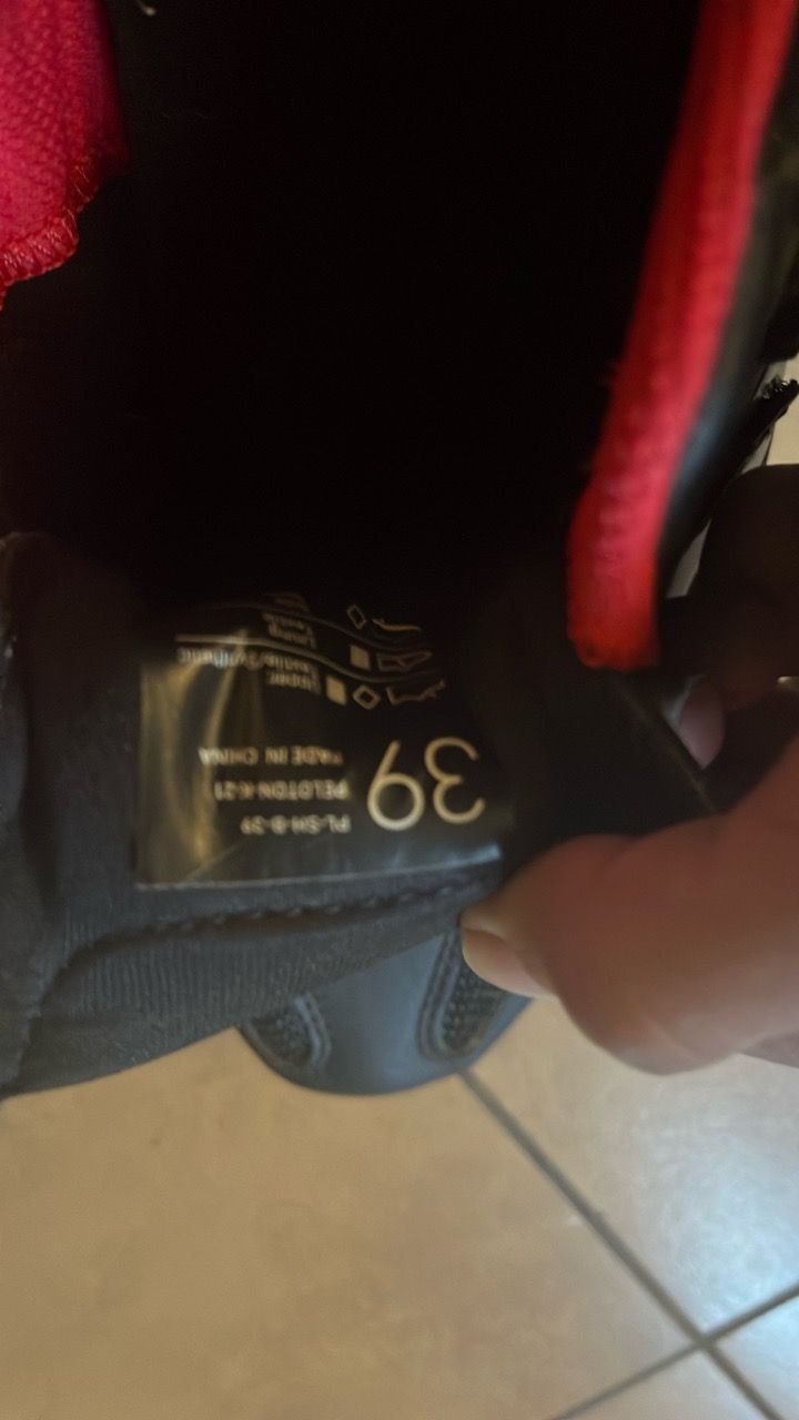 Peloton shoe clips - photo 3
