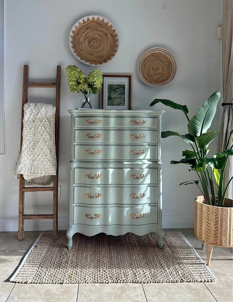 French Provincial 6-Drawer Tallboy - Malcom Furniture