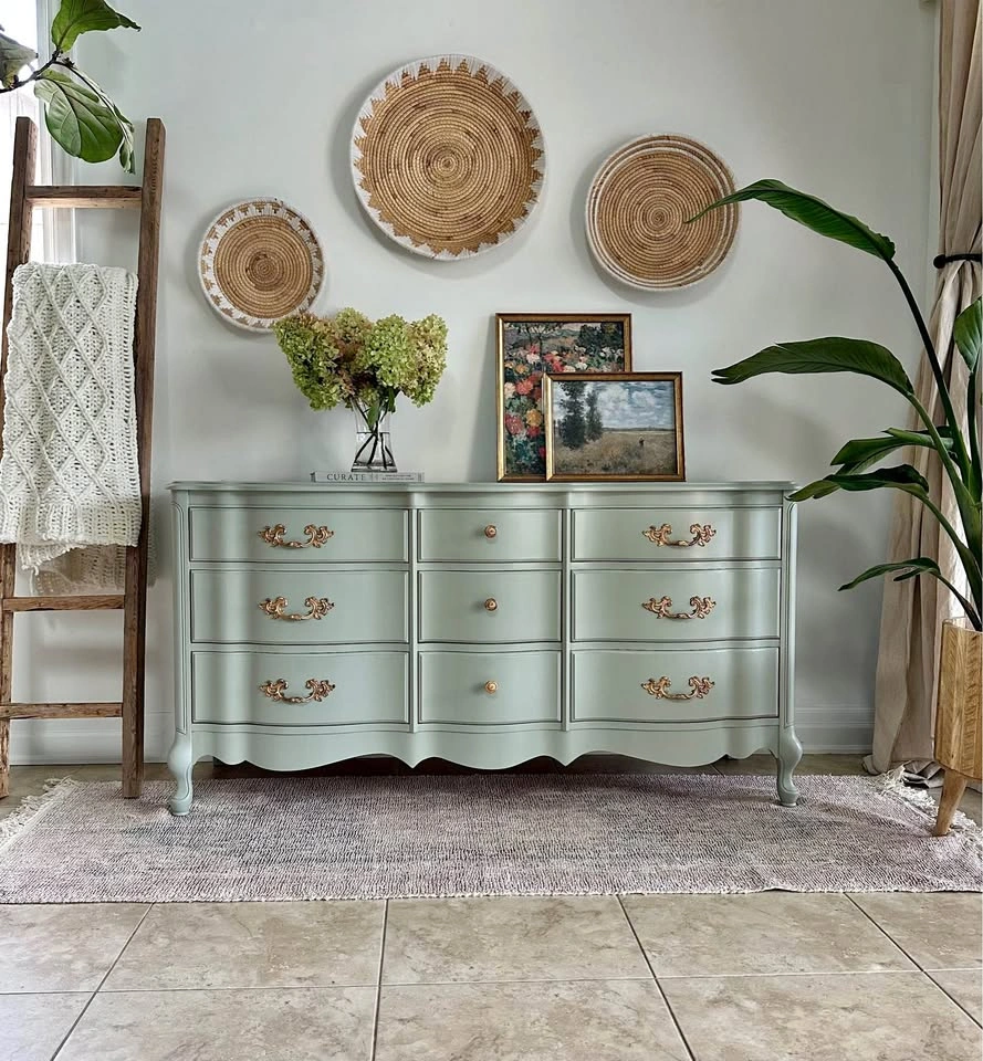 French Provincial 9-Drawer Dresser | Solid Wood