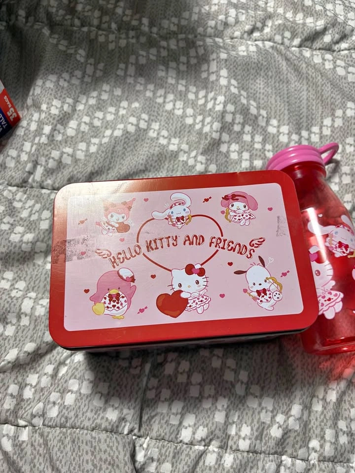 Hello kitty