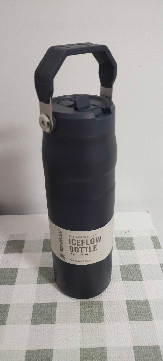Stanley IceFlow Flip Straw 2.0 Water Bottle 24 oz