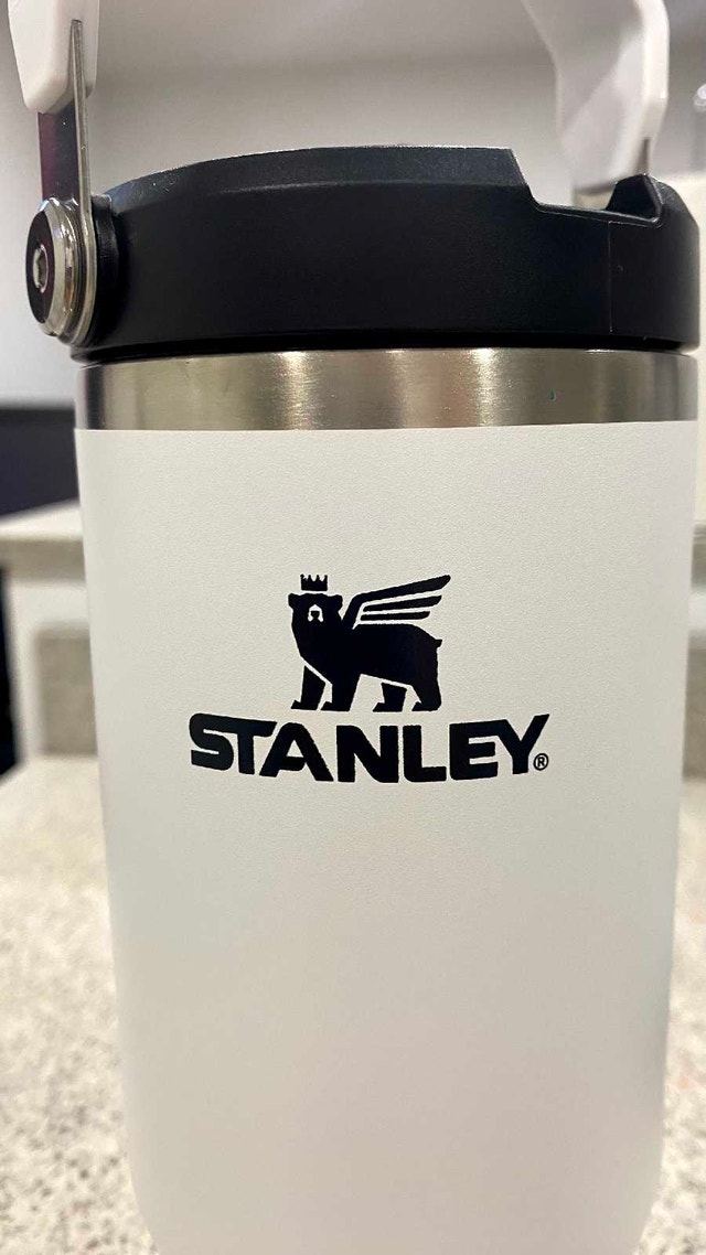 Stanley IceFlow 2.0 Flip Straw 30 oz Insulated Tumbler - photo 2