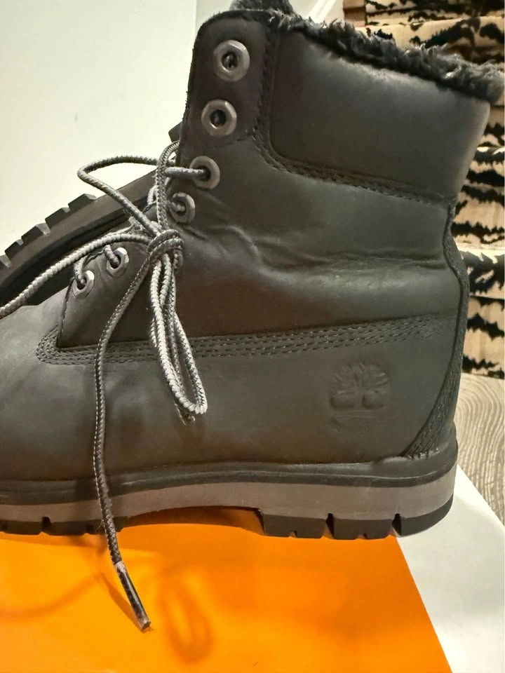 Timberland 6-inch Premium Warm Lined Boots - photo 2
