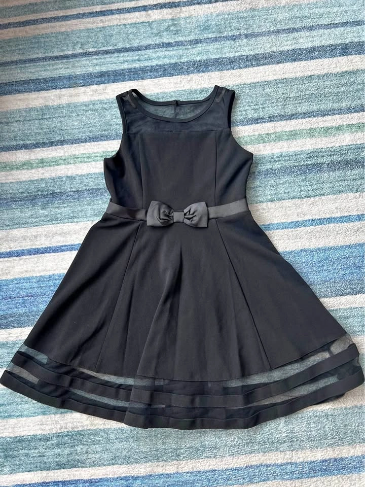 Calvin Klein girls' sleeveless dress - SIZE 10 - Used ONCE