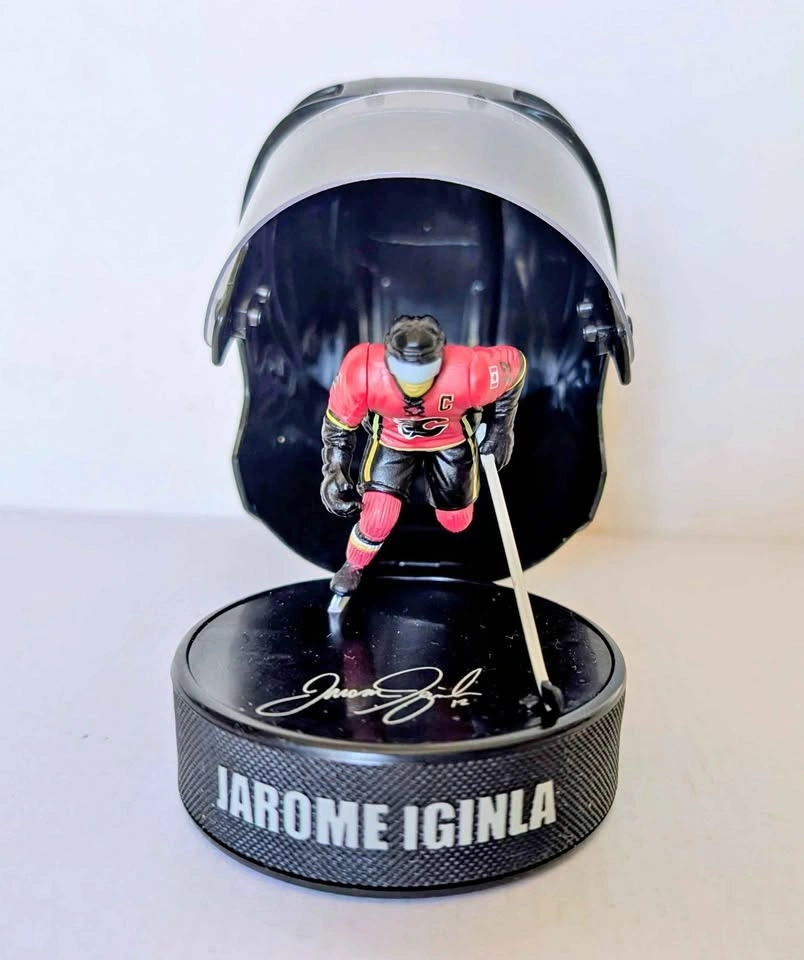 2009 McDonald's Jarome Iginla Calgary Flames Mini Helmet Action