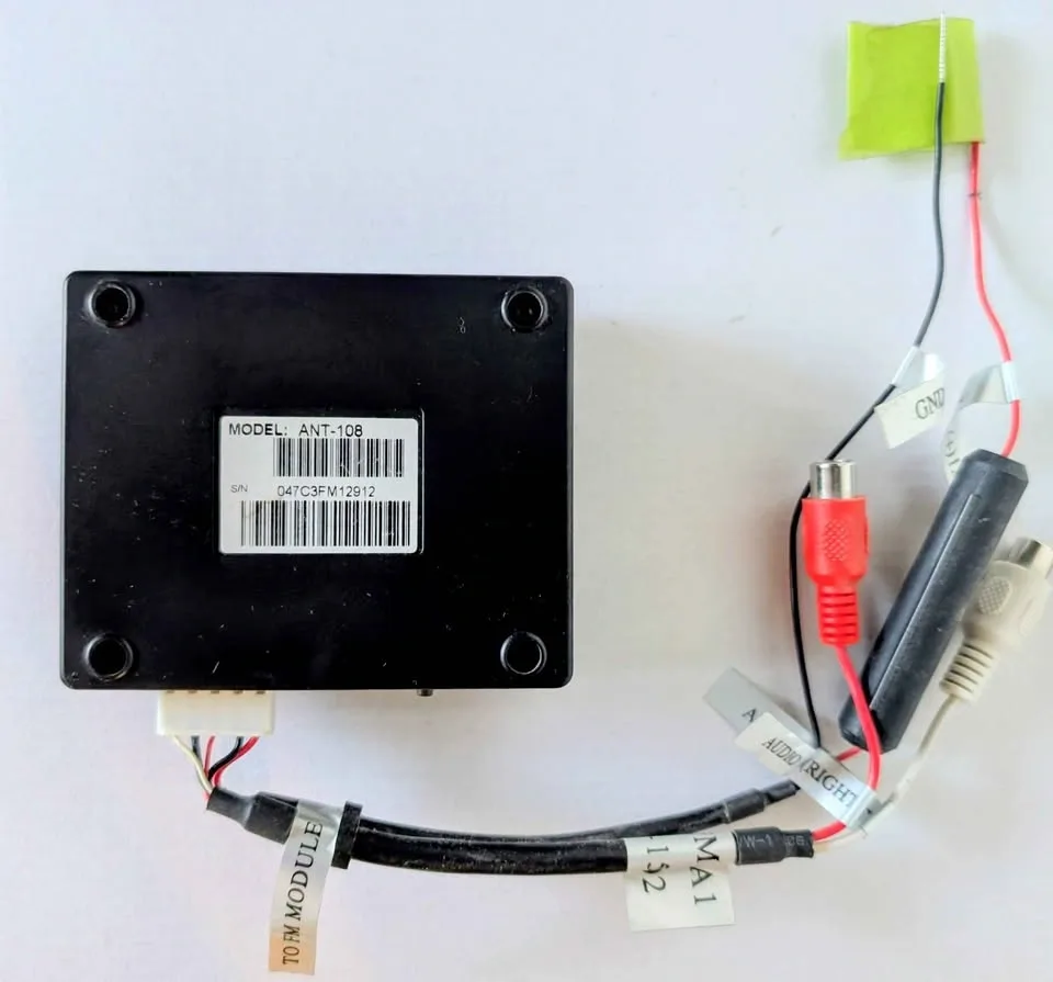Myron & Davis ANT-108 4-Channel Wireless FM Modulator - photo 2