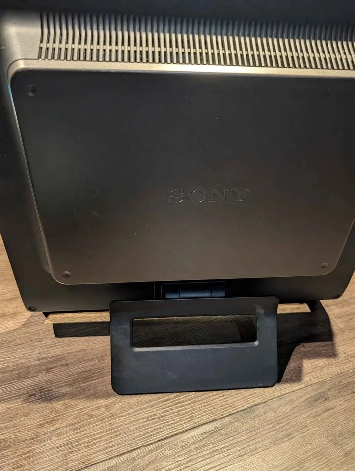 Sony SDM-HS95P Computer Monitor 19inch - photo 2