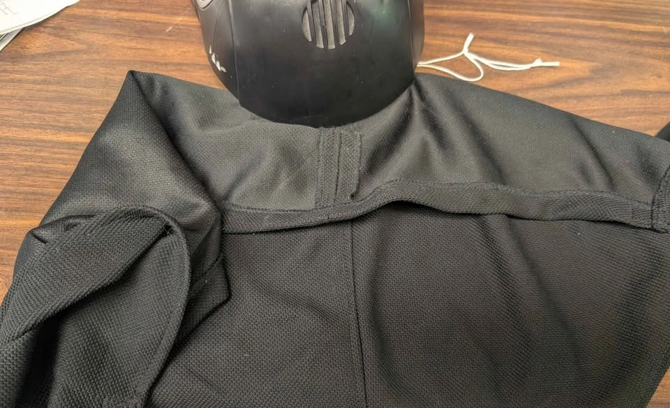 Disney Store Kylo Ren Voice Changer Mask - photo 5