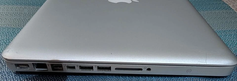 Apple MacBook Pro - photo 5