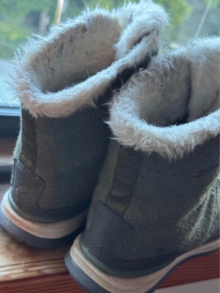 Mountain Warehouse Women’s Waterproof Winter/Snow Boots – Size 9 - photo 3